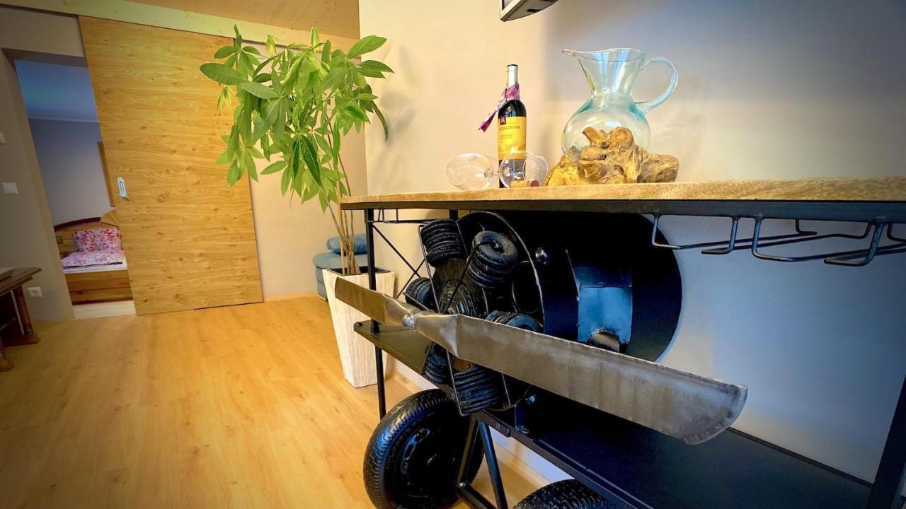 וויסנסי Erdhaeuser Und Apartments Mit Seeblick Und Alleinlage מראה חיצוני תמונה