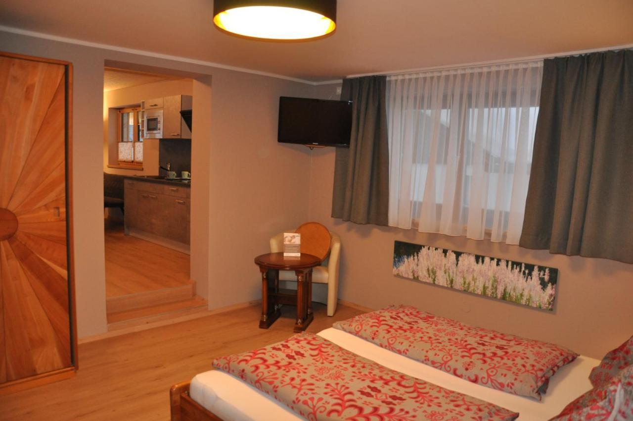 וויסנסי Erdhaeuser Und Apartments Mit Seeblick Und Alleinlage מראה חיצוני תמונה